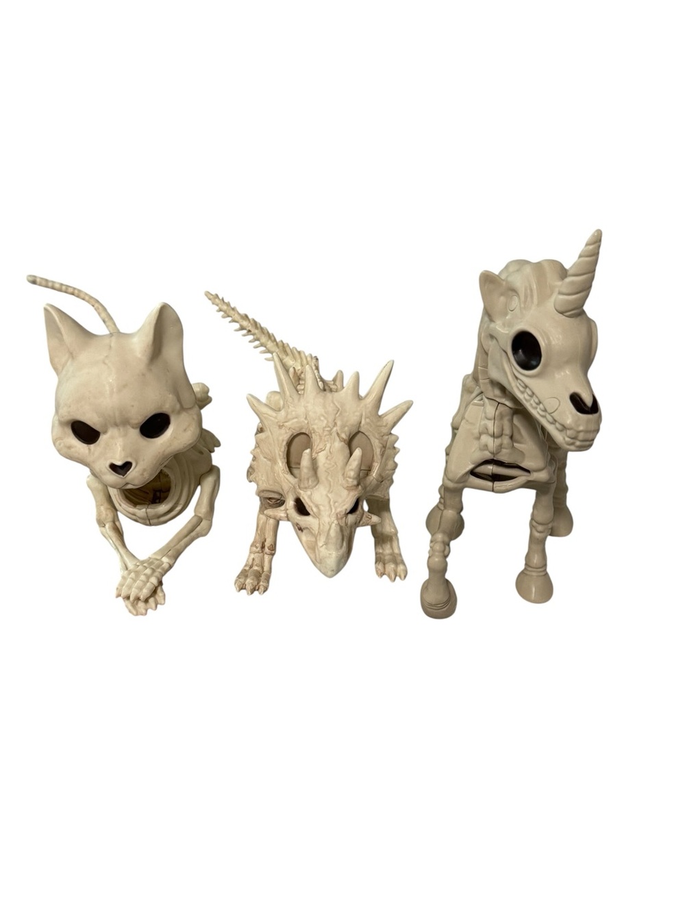 Halloween Skeleton‎ Figurine Set Cat Unicorn Triceratops Bone Color Decor 3pc